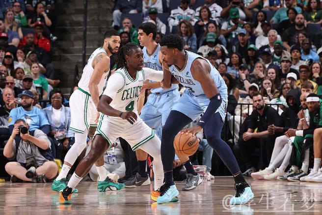 塔图姆砍25+14莫兰特贡献26+6 凯尔特人力克灰熊 塔图姆砍25+14莫兰特贡献26+6 凯尔特人力克灰熊