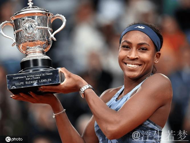 高芙力克萨巴伦卡 首次问鼎法网女单桂冠 高芙力克萨巴伦卡 首次问鼎法网女单桂冠