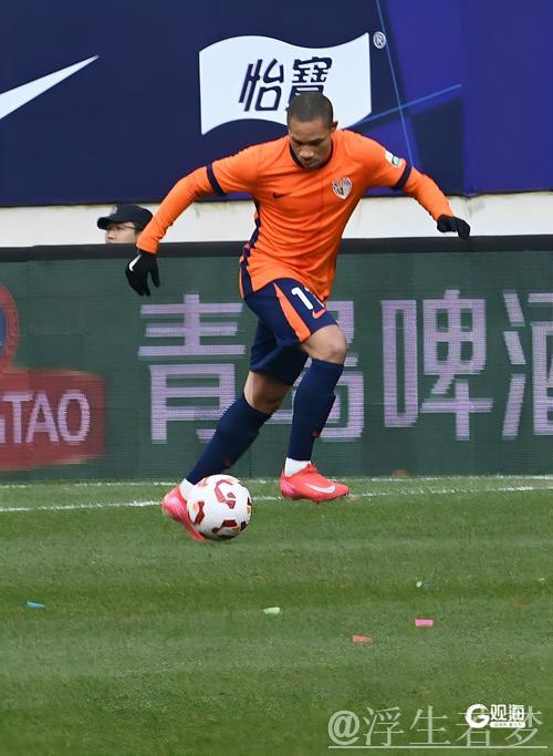 青岛海牛客场不敌武汉三镇 青岛海牛客场不敌武汉三镇